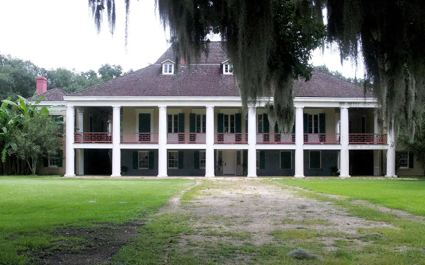 The colonnaded Destrehan manor house on the River Road, where captured rebels were tried in 1811
