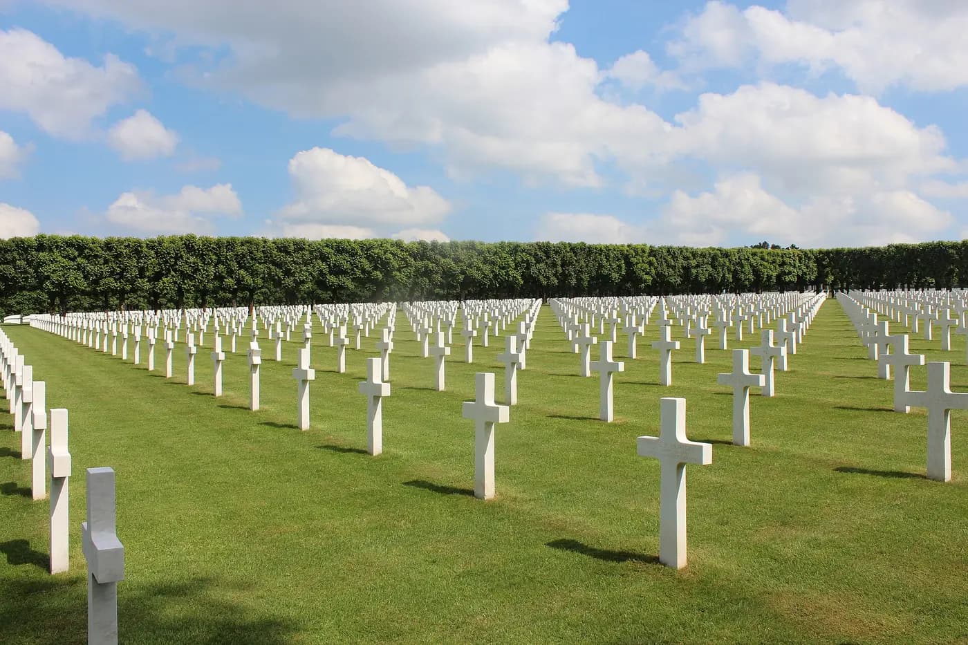 Rows of white marble crosses at the Meuse-Argonne American Cemetery in Romagne-sous-Montfaucon
