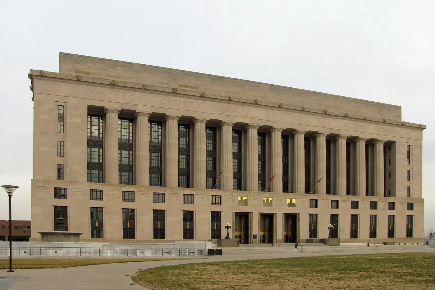 Nashville's courthouse and city hall, where marchers confronted the mayor over segregation in April 1960