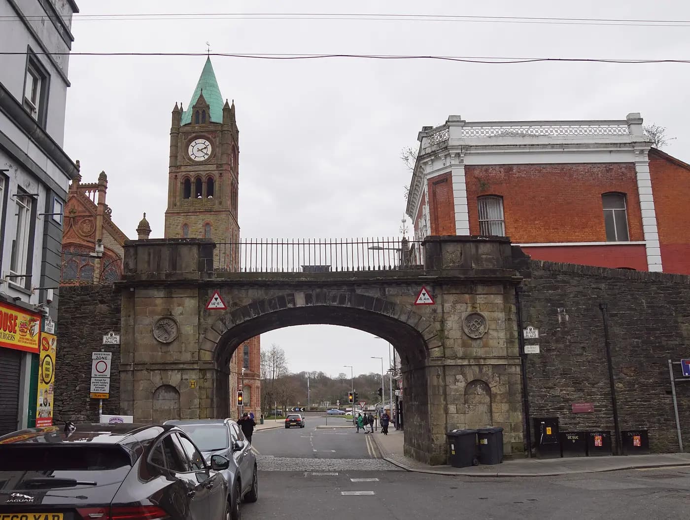 The arched Shipquay Gate in Derry's seventeenth-century city walls, seen from outside the walls